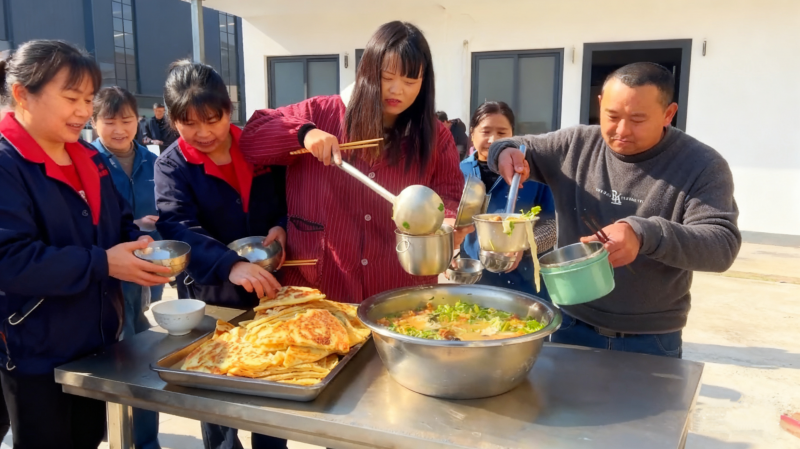 酥香暖味入心怀，工厂关怀伴君行 ——河南省稳众减振器有限公司